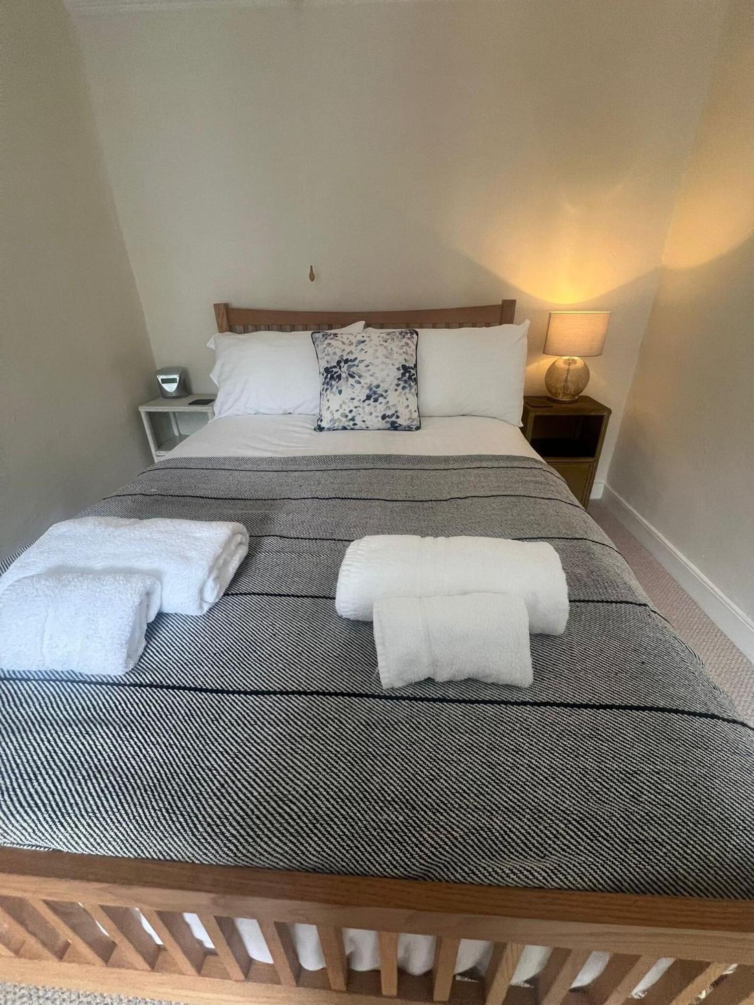 Nant Meigan, Georgian Townhouse In Centre Of Aberaeron, Dog Friendly Ngoại thất bức ảnh